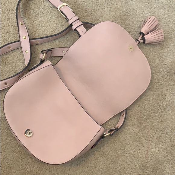 Pink crossbody studded purse - Picture 3 of 6